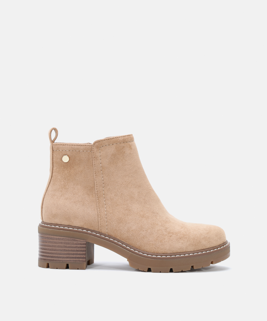 Botines básicos image number null